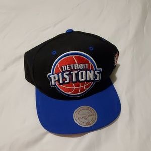 Mitchell & Ness Detriot Pistons Snapback Hat